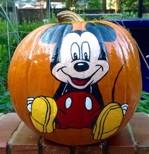 Mickey Pumpkin Painting Design