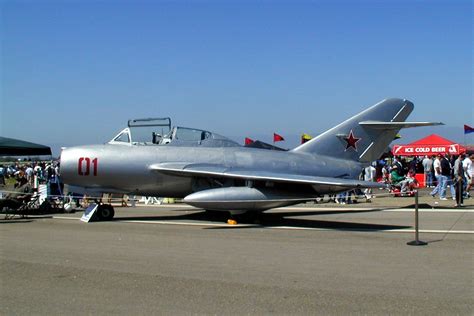 Mikoyan-Gurevich MiG-15