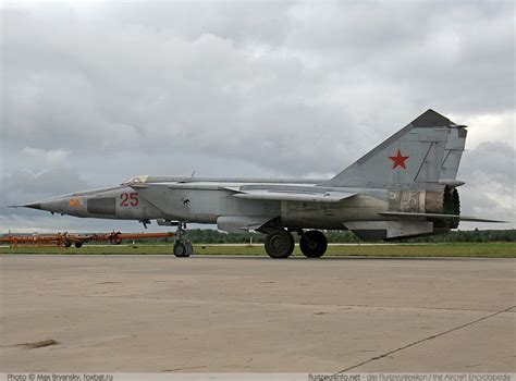 Mikoyan Gurevich Mig 25 Specifications