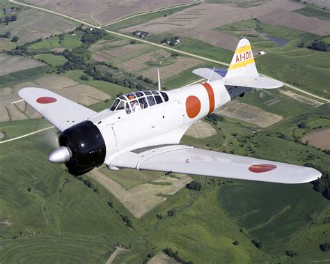 Mitsubishi A6M Zero in flight