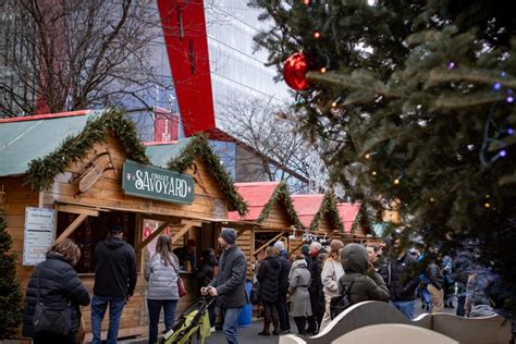 Montreal Christmas Fair crowd