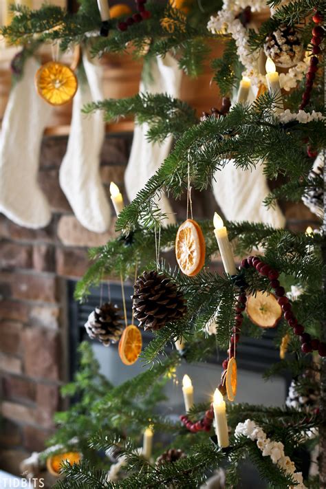 A Christmas tree decorated with natural elements