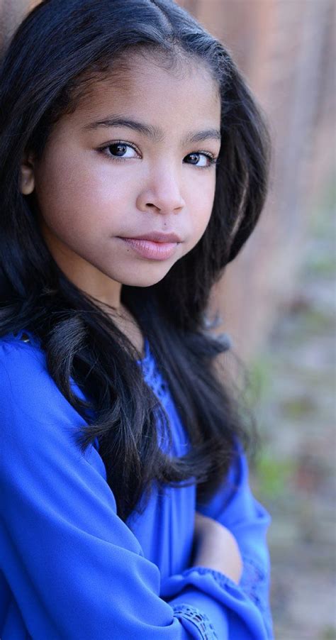 Navia Robinson Free Rein