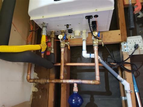 Navien NPE-240A2 Installation