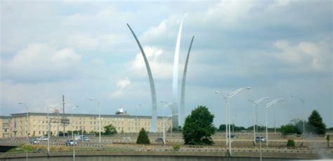 Memorials at Navy Annex Site