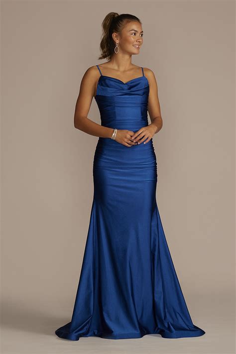 Navy Blue Prom Dress Trends