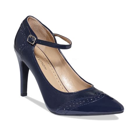 Navy Blue Pumps History