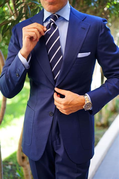 Navy Blue Suit Styles For Men