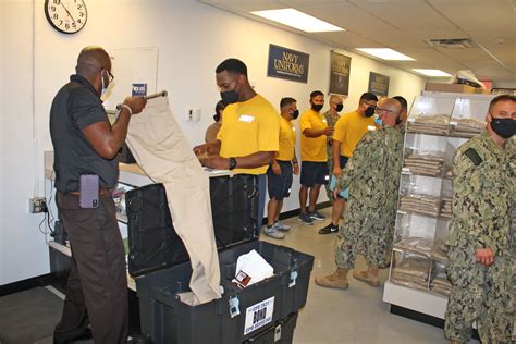 Navy Exchange Mall Uniforms