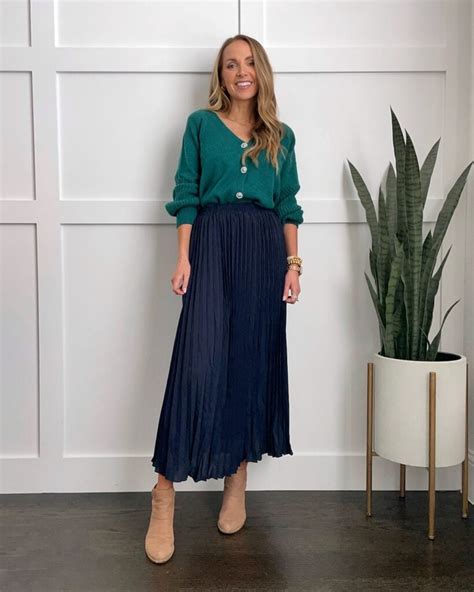 Navy Green in Fashion