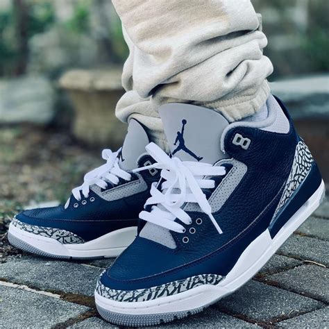 Navy Jordan 3 Image 6