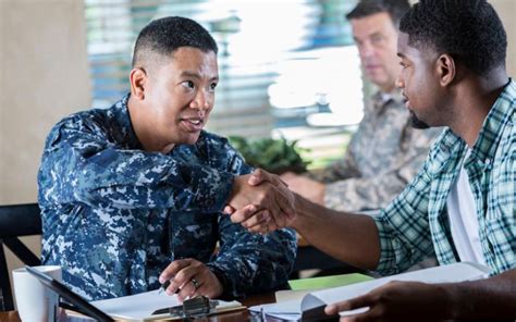 5 Tips for Working with a Navy Recruiter