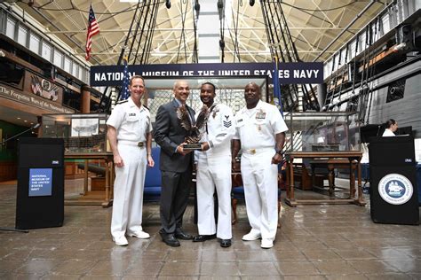 Navy Reserve sailors at work