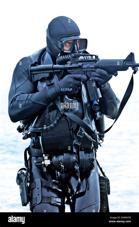 Navy SEALs equipment image