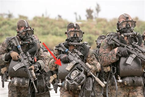 Navy SEALs equipment image 3