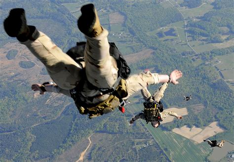 Navy SEAL Parachuting Techniques