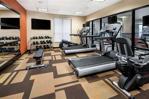 Description of Navy Yard Marriott Fitness Center