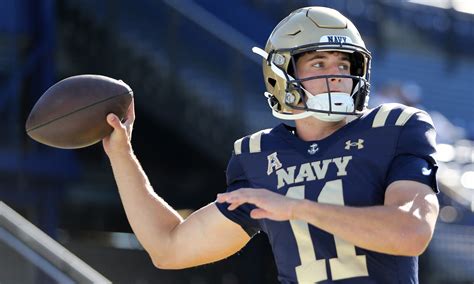 Navy vs South Florida football matchup analysis