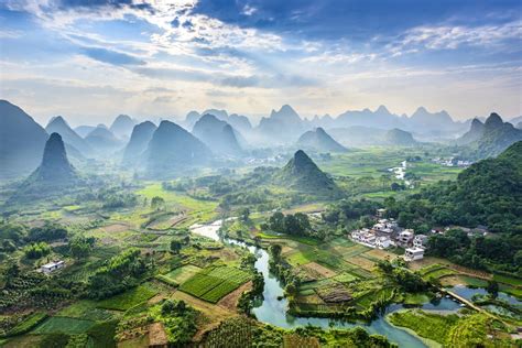 A serene view of the Li River