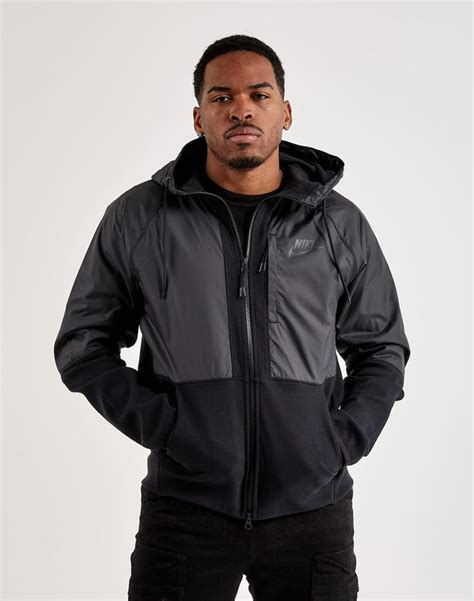 Nike Tech Essentials Apparel