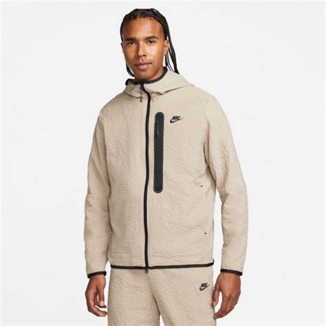 Nike Tech Essentials Clothing