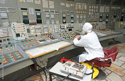 Nuclear Plant Operator