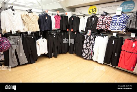 Old Navy Minot ND Womens Clothing Section