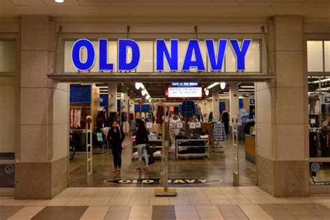 Old Navy Moscow Store Accessories