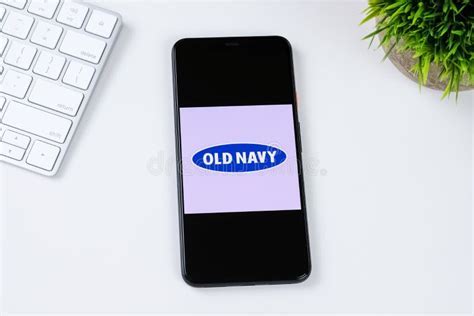 Old Navy Phone App Features