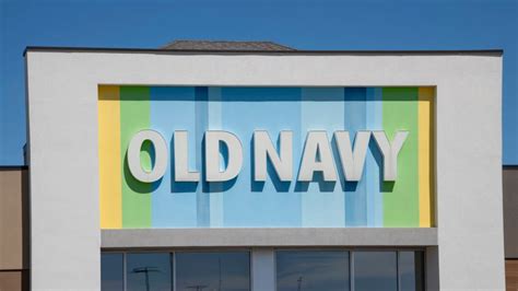 Old Navy Roseville Storefront