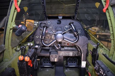 P-38 Lightning cockpit