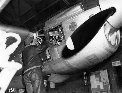 P-38 Lightning maintenance