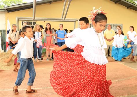 Panama Traditions and Family