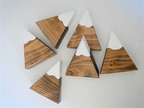 Papercraft Blocks Mountain