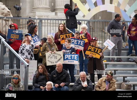 Pete Buttigieg with supporters