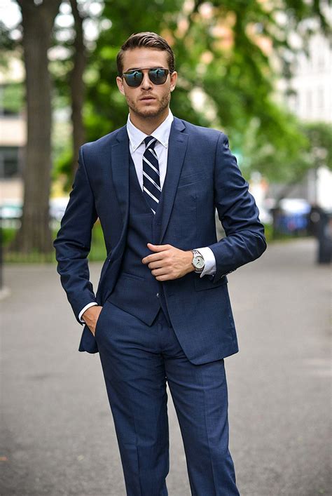 Practical Examples of Styling Navy Blue Suits