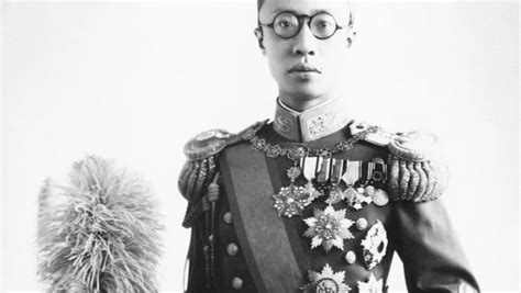 Puyi in imperial regalia