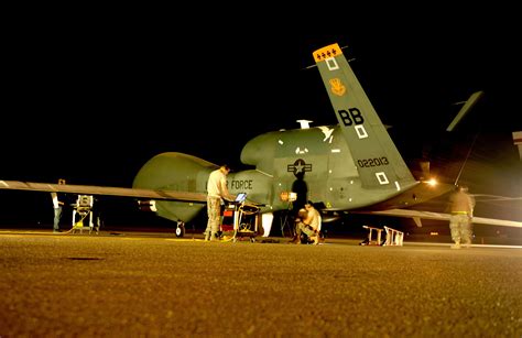 RQ-4 Global Hawk maintenance