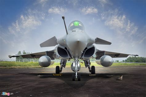 Rafale Landing