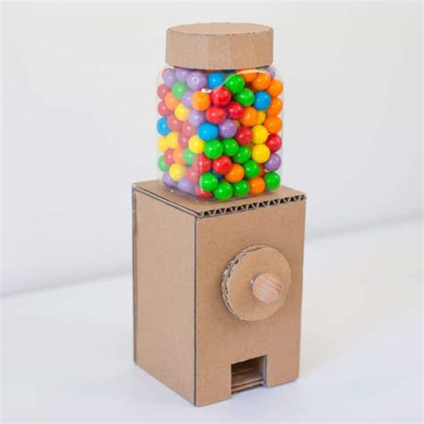 Recycled Gumball Machine DIY