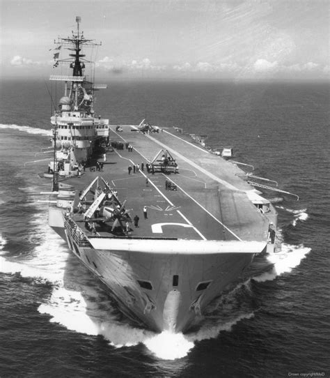 Aircraft carrier history