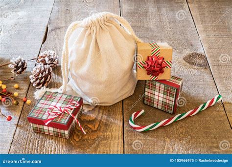 Rustic Santa Sack with Pinecones