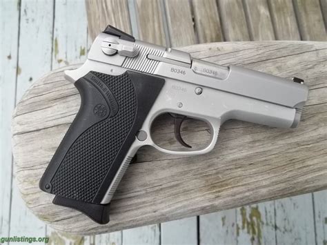 Smith & Wesson 3913 Pistol Performance Comparison