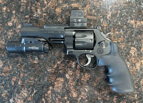 Smith & Wesson 327 TRR8 image 6