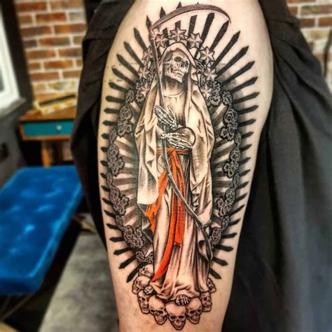 Description of Santa Muerte Tattoo Design 7