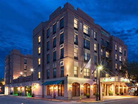 Savannah Holiday Accommodations