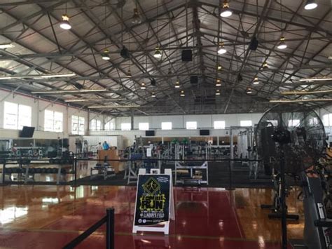 Schofield Gym Hawaii equipment