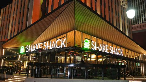 Shake Shack Restaurant