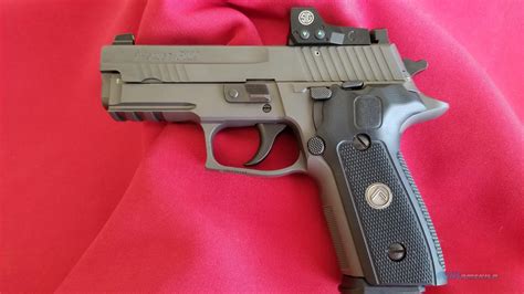 Sig Sauer P226 compact