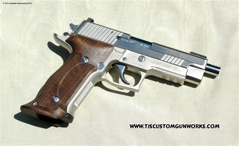 Sig Sauer P226 customizable